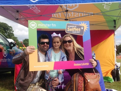  Minsterfm Selfieframe